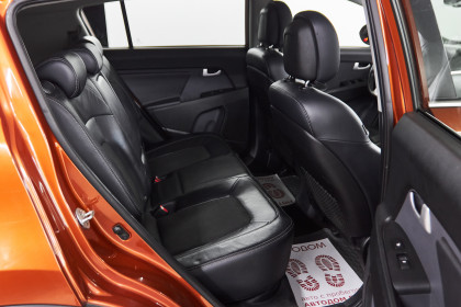 Продажа Kia Sportage III 2.0 AT (163 л.с.) 2012 Оранжевый в Автодом