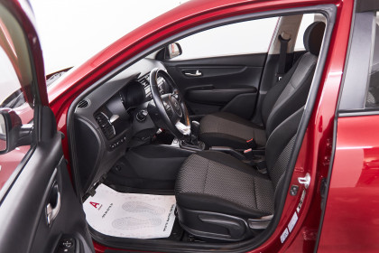 Продажа Kia Rio IV 1.6 MT (123 л.с.) 2017 Красный в Автодом