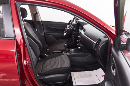 Продажа Kia Rio IV 1.6 MT (123 л.с.) 2017 Красный в Автодом