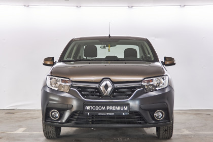 Продажа Renault Logan II Рестайлинг 1.6 MT (113 л.с.) 2018 Коричневый в Автодом