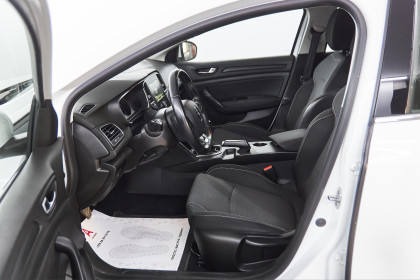 Продажа Renault Megane IV 1.5 MT (95 л.с.) 2019 Белый в Автодом