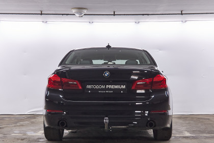 Продажа BMW 5 серии VII (G30/G31) 518d 2.0 AT (150 л.с.) 2018 Черный в Автодом