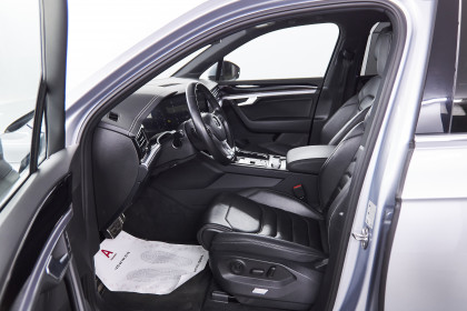 Продажа Volkswagen Touareg III 3.0 AT (249 л.с.) 2019 Серый в Автодом