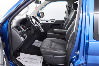 Продажа Volkswagen Multivan T5 Рестайлинг 2.0 MT (140 л.с.) 2014 Синий в Автодом