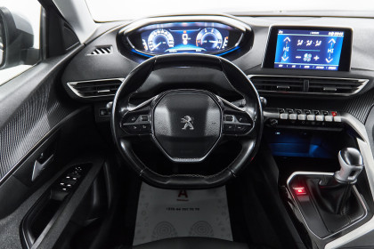 Продажа Peugeot 5008 II 1.5 MT (130 л.с.) 2019 Серый в Автодом