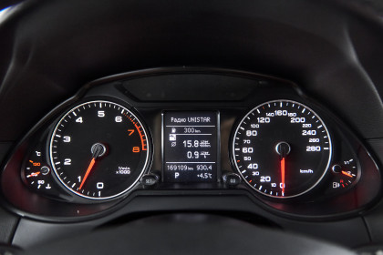 Продажа Audi Q5 I (8R) Рестайлинг 2.0 AT (225 л.с.) 2012 Белый в Автодом