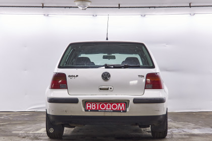 Продажа Volkswagen Golf IV 1.9 MT (90 л.с.) 2000 Белый в Автодом