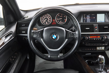 Продажа BMW X5 II (E70) Рестайлинг 30d 3.0 AT (245 л.с.) 2010 Белый в Автодом