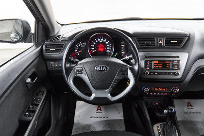 Продажа Kia Rio III Рестайлинг 1.6 AT (123 л.с.) 2016 Черный в Автодом