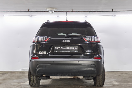 Продажа Jeep Cherokee V (KL) Рестайлинг 2.4 AT (180 л.с.) 2019 Черный в Автодом