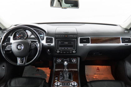 Продажа Volkswagen Touareg II Рестайлинг 3.6 AT (249 л.с.) 2014 Черный в Автодом