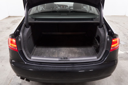 Продажа Audi A4 IV (B8) 2.0 CVT (180 л.с.) 2010 Черный в Автодом