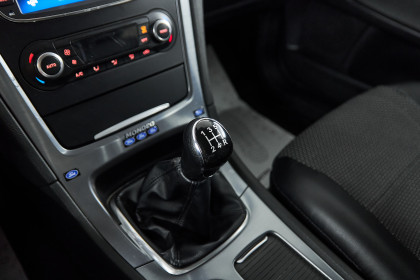 Продажа Ford Mondeo IV Рестайлинг 2.0 MT (145 л.с.) 2014 Черный в Автодом