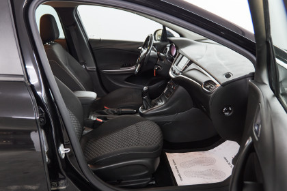 Продажа Opel Astra K 1.6 MT (110 л.с.) 2019 Черный в Автодом