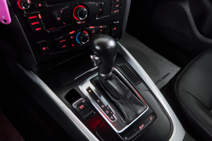 Продажа Audi Q5 I (8R) Рестайлинг 2.0 AT (225 л.с.) 2012 Черный в Автодом