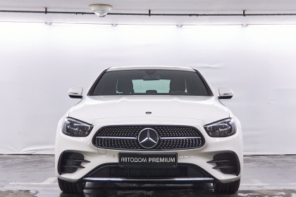 Продажа Mercedes-Benz E-Класс V (W213, S213, C238) Рестайлинг 200 2.0 AT (197 л.с.) 2020 Белый в Автодом