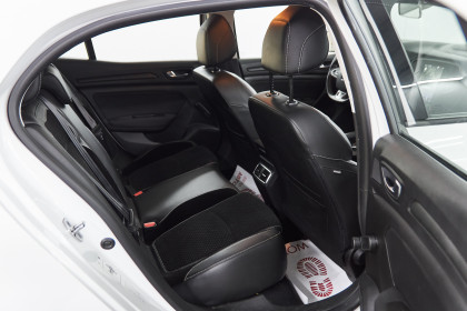Продажа Renault Megane IV 1.5 MT (115 л.с.) 2019 Белый в Автодом