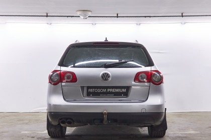 Продажа Volkswagen Passat B6 2.0 MT (140 л.с.) 2007 Серебристый в Автодом