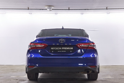 Продажа Toyota Camry VIII (XV70) Рестайлинг 2.5 AT (200 л.с.) 2021 Синий в Автодом