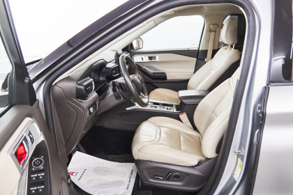 Продажа Ford Explorer VI 3.0 AT (370 л.с.) 2019 Серый в Автодом