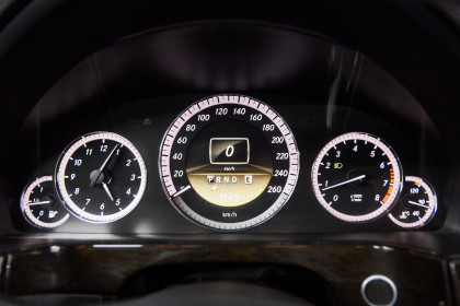Продажа Mercedes-Benz E-Класс IV (W212, S212, C207) 200 7G-Tronic 1.8 AT (184 л.с.) 2011 Черный в Автодом
