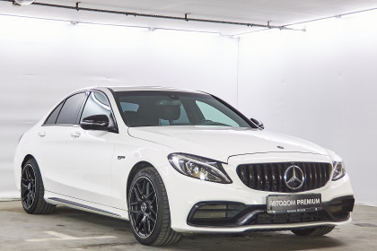Продажа Mercedes-Benz C-Класс IV (W205) 300 2.0 AT (245 л.с.) 2018 Белый в Автодом