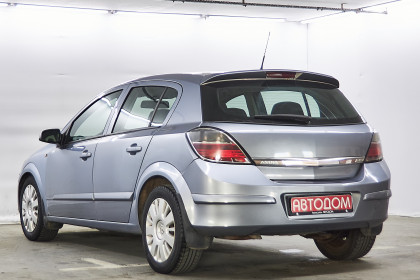 Продажа Opel Astra H Рестайлинг 1.6 AMT (105 л.с.) 2007 Серебристый в Автодом
