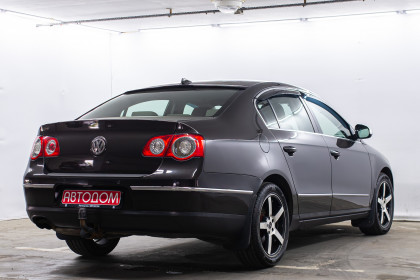 Продажа Volkswagen Passat B6 2.0 MT (140 л.с.) 2007 Коричневый в Автодом