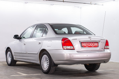 Продажа Hyundai Elantra III (XD) 2.0 AT (143 л.с.) 2001 Серебристый в Автодом