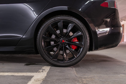 Продажа Tesla Model S I Рестайлинг 75D 0.0 AT (333 л.с.) 2018 Черный в Автодом