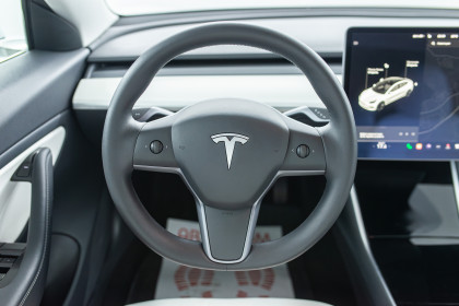 Продажа Tesla Model 3 I Standart Plus 0.0 AT (258 л.с.) 2020 Белый в Автодом
