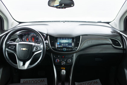 Продажа Chevrolet Trax I Рестайлинг 1.4 AT (140 л.с.) 2019 Серый в Автодом