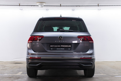 Продажа Volkswagen Tiguan II Рестайлинг Allspace 2.0 AT (186 л.с.) 2021 Серый в Автодом