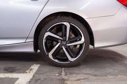 Продажа Honda Accord X 1.5 CVT (192 л.с.) 2020 Серебристый в Автодом
