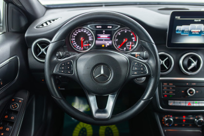Продажа Mercedes-Benz A-Класс III (W176) Рестайлинг 180 d 1.5 AMT (109 л.с.) 2017 Серый в Автодом