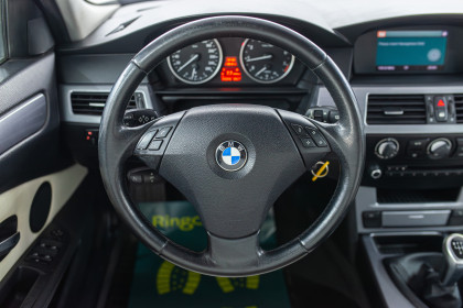 Продажа BMW 5 серии V (E60/E61) Рестайлинг 520i 2.0 MT (170 л.с.) 2008 Черный в Автодом