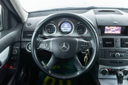Продажа Mercedes-Benz C-Класс III (W204) 180 BlueEFFICIENCY 1.8 AT (156 л.с.) 2010 Серый в Автодом
