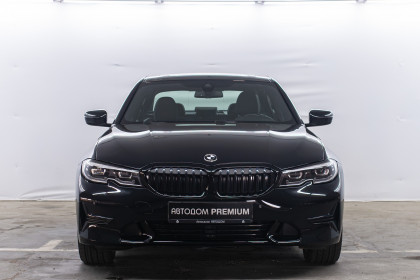 Продажа BMW 3 серии VII (G2x) 330i xDrive 2.0 AT (258 л.с.) 2019 Черный в Автодом