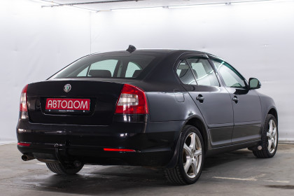 Продажа Skoda Octavia II (A5) Рестайлинг 1.6 MT (102 л.с.) 2010 Черный в Автодом