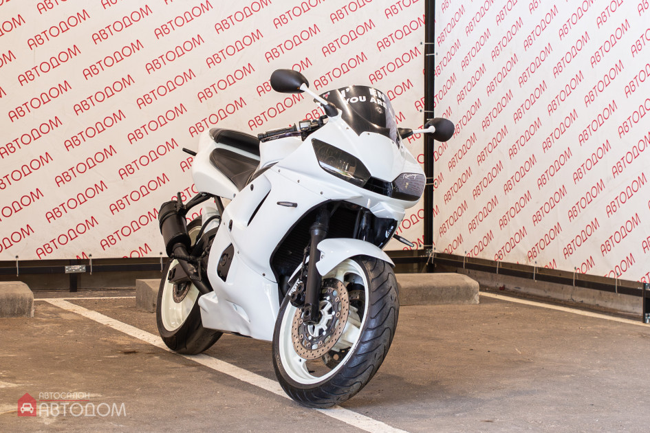 Продажа Yamaha YZF-R6 2002 Серебристый в Автодом