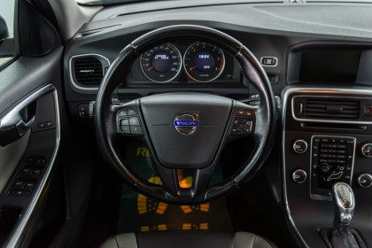 Продажа Volvo V60 I 1.6 AMT (115 л.с.) 2012 Черный в Автодом
