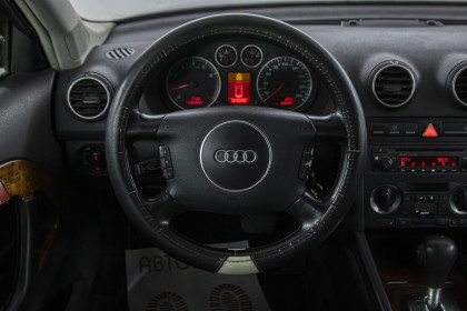 Продажа Audi A3 II (8P) 1.6 AT (115 л.с.) 2004 Черный в Автодом