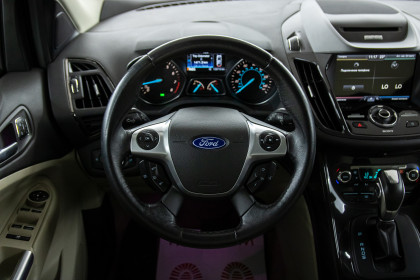 Продажа Ford Escape III 1.6 AT (178 л.с.) 2014 Красный в Автодом