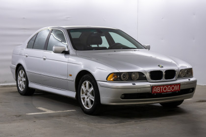 Продажа BMW 5 серии IV (E39) Рестайлинг 525i 2.5 MT (192 л.с.) 2001 Серебристый в Автодом