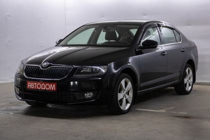 Продажа Skoda Octavia III (A7) 2.0 AMT (150 л.с.) 2015 Черный в Автодом