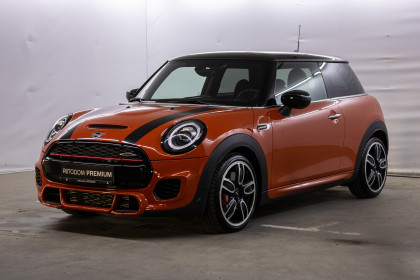 Продажа Mini Hatch III (F55/F56) Рестайлинг John Cooper Works 2.0 AT (231 л.с.) 2020 Оранжевый в Автодом