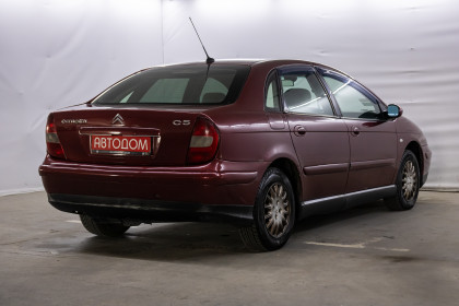 Продажа Citroen C5 I 2.0 MT (136 л.с.) 2001 Бордовый в Автодом