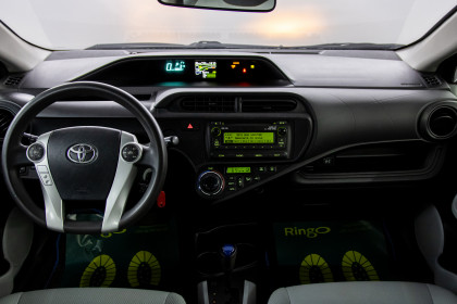 Продажа Toyota Prius c I 1.5 AT (73 л.с.) 2014 Синий в Автодом