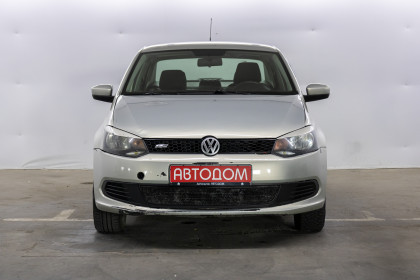 Продажа Volkswagen Polo V 1.6 MT (105 л.с.) 2011 Серебристый в Автодом