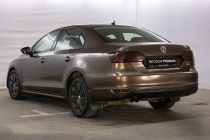 Продажа Volkswagen Jetta VI 1.4 MT (160 л.с.) 2012 Коричневый в Автодом